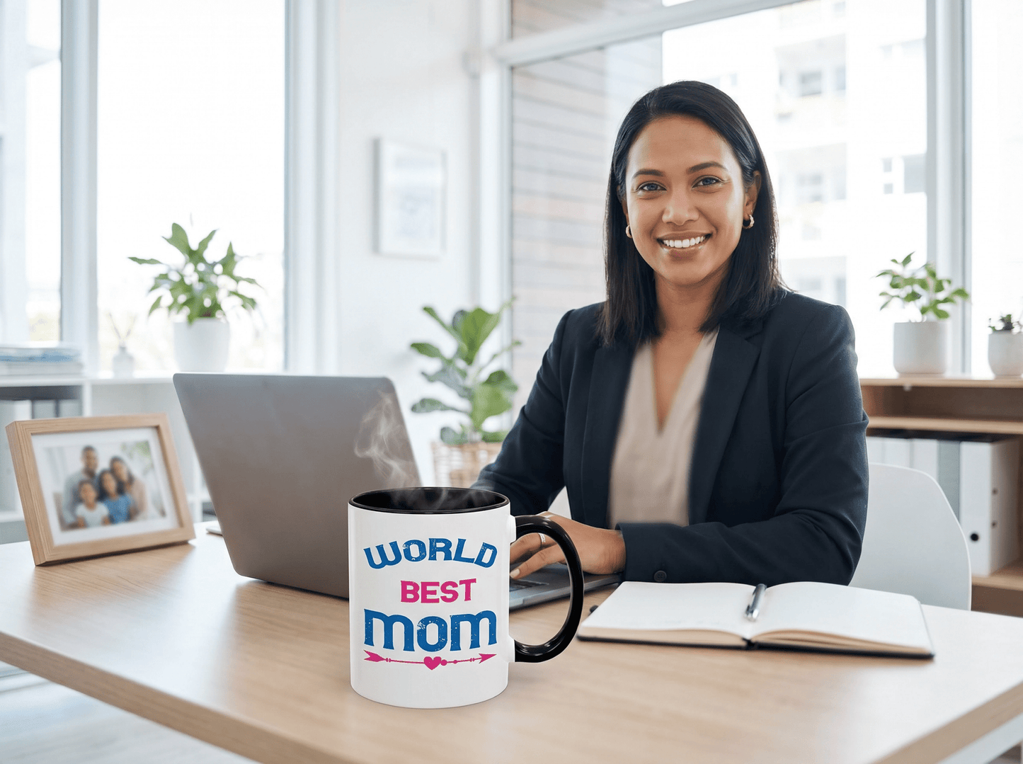 Niam Zoo Tshaj — World's Best Mom Mug - Peb Yuav Ua Tau Co.